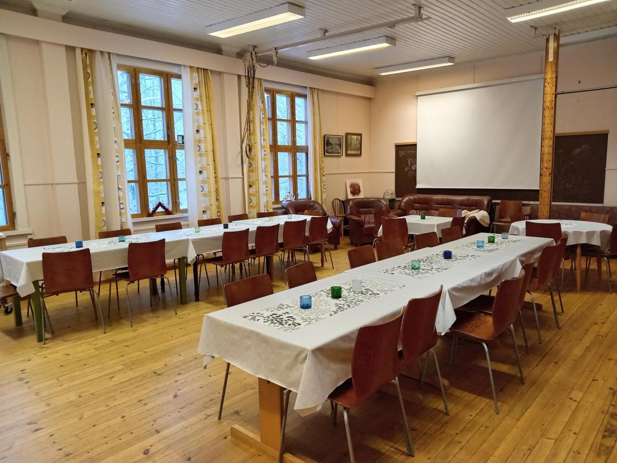 Koveron Majatalo Exteriér fotografie
